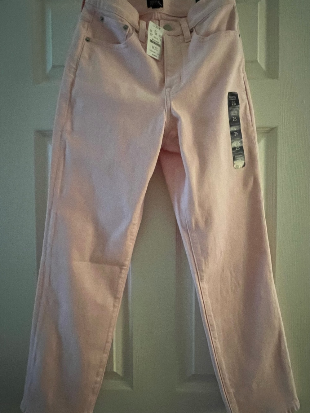 J Crew Essential Straight Jean. Light pink. Size 26. NWT